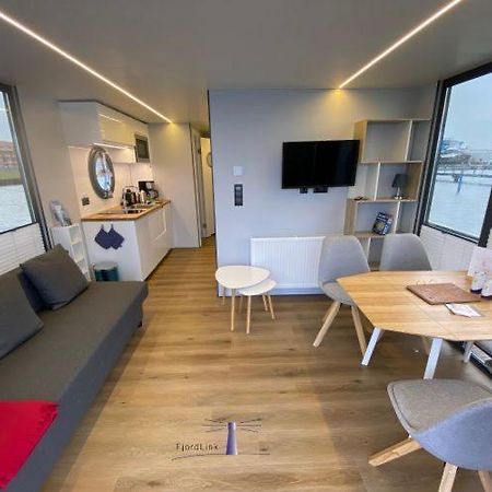 Hausboot Fjord Vela Mit Biosauna In Барт Экстерьер фото