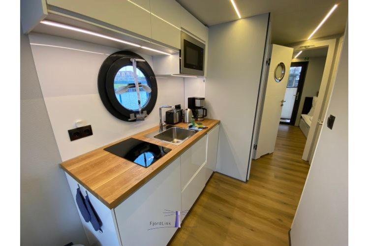 Hausboot Fjord Vela Mit Biosauna In Барт Экстерьер фото